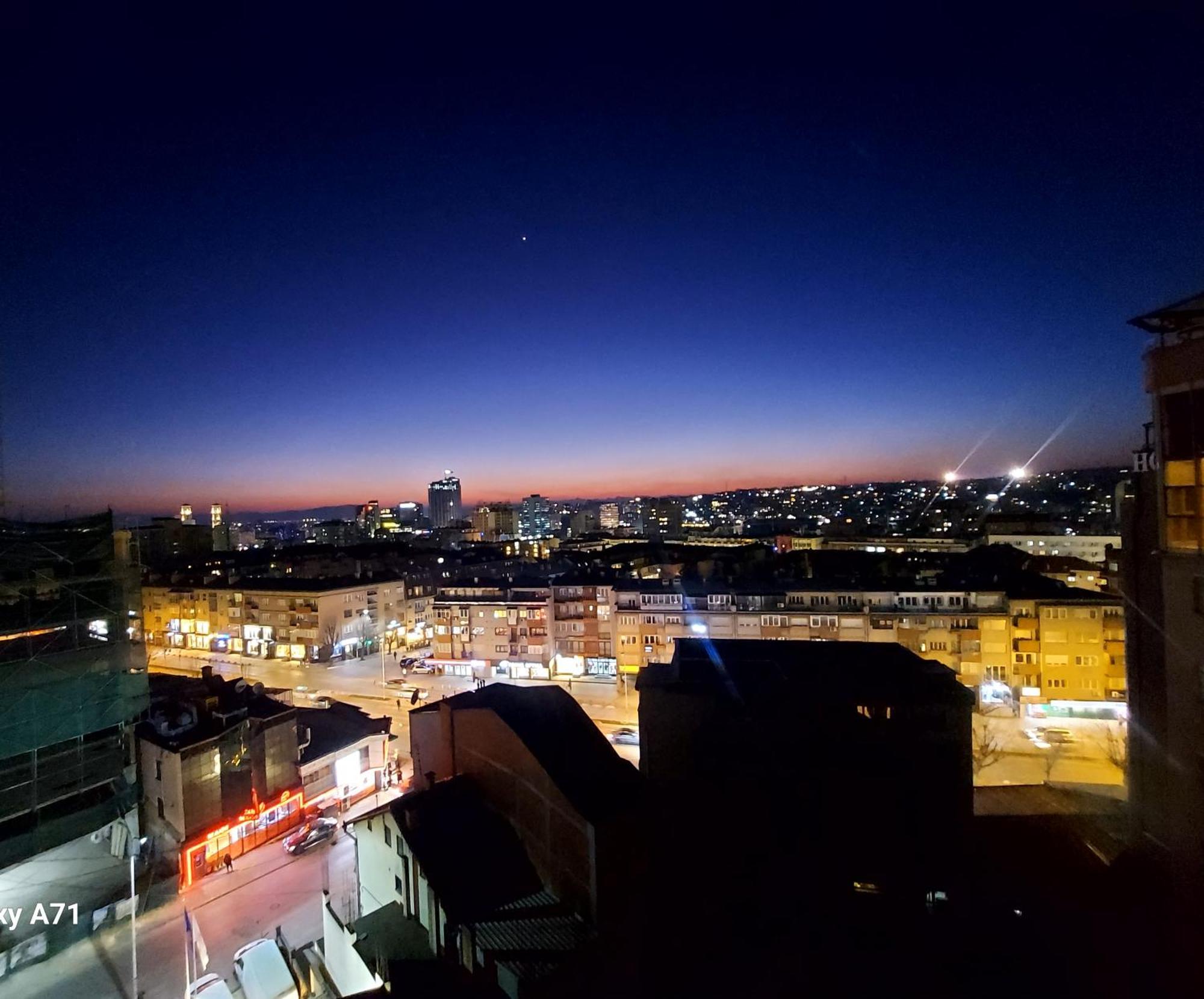 Gorgeous Apartment With City View In The City Center Pristina Exterior photo